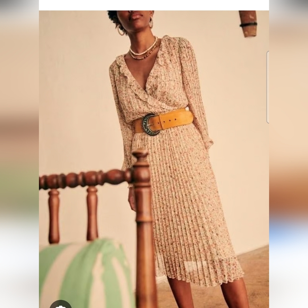 Sezane Floral Pleated Midi 'Tal' Dress in Size FR40/US8
